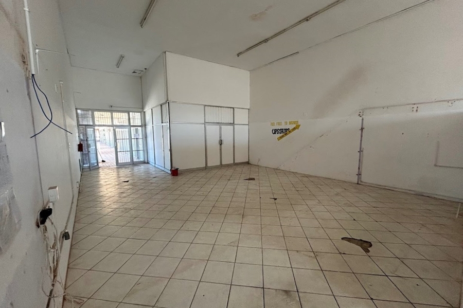 To Let commercial Property for Rent in Sherwood Eastern Cape